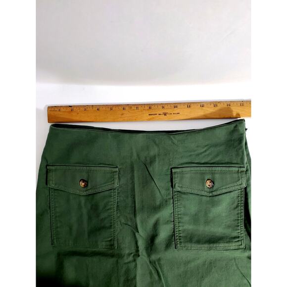 LOFT Green Button Pocket Shift Skirt Side Zip Stretch Preppy Mini Size: 6 - Picture 7 of 8